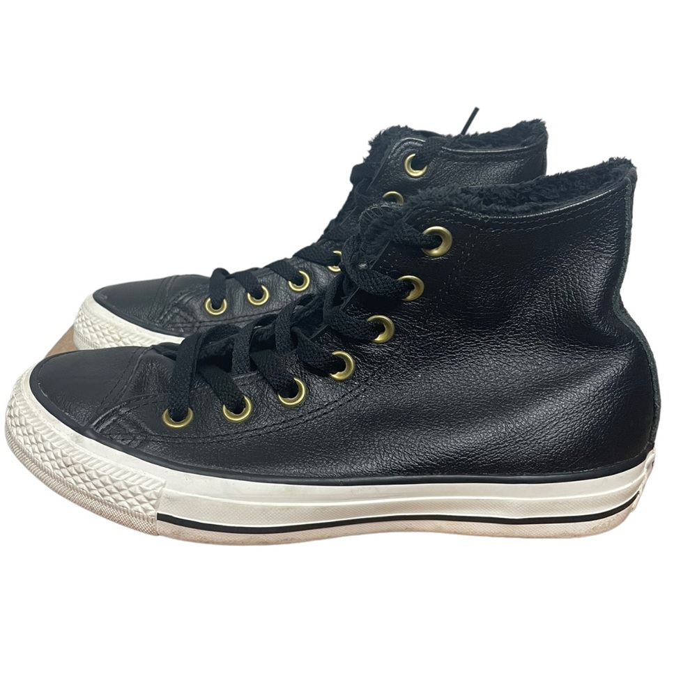 Converse Black Leather Faux Fur Trim Chuck Taylor High Top, Men’s 7/Women’s 8.5